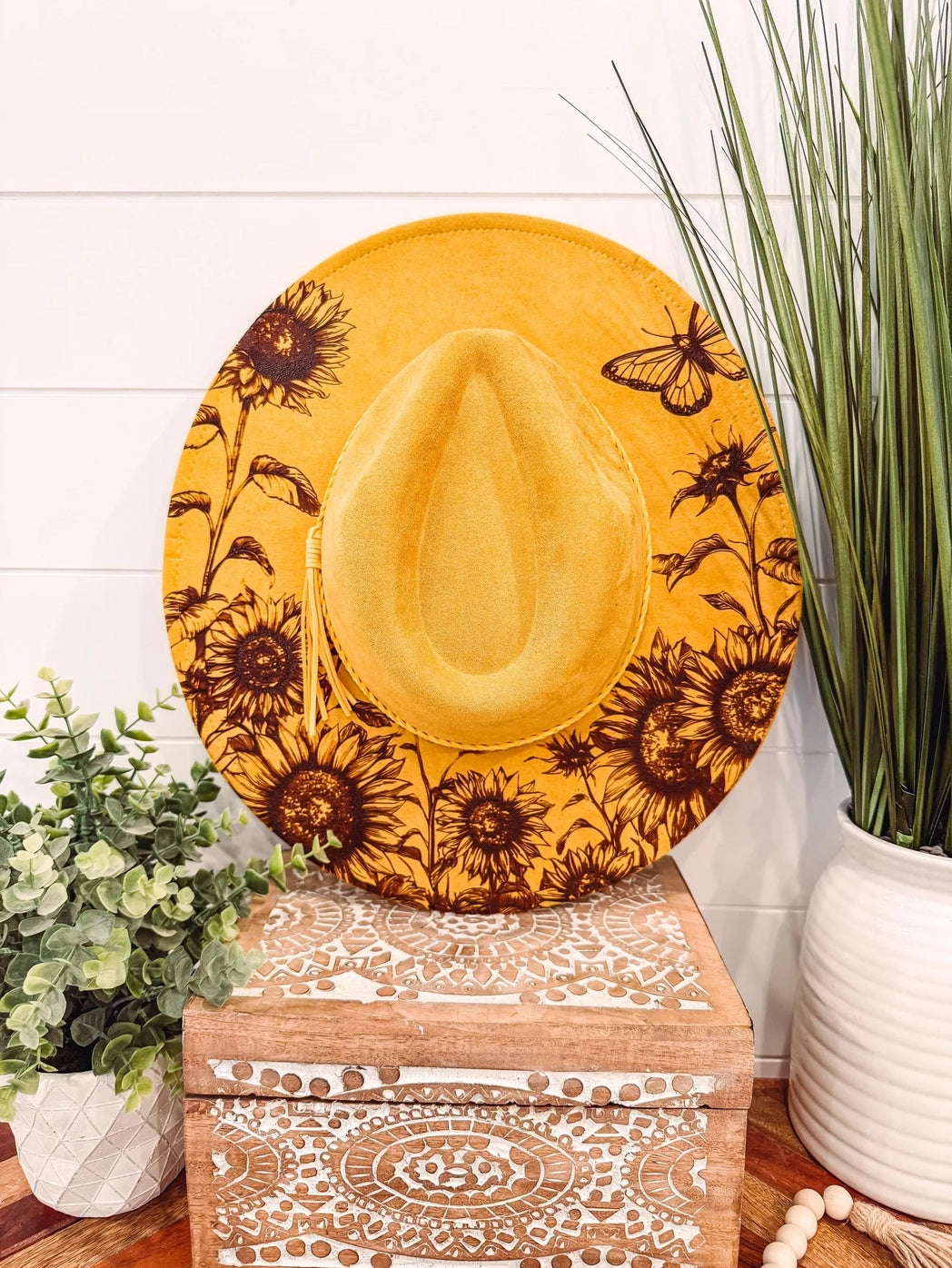 NEW - Wild & Free Floral Engraved Cowgirl Hat