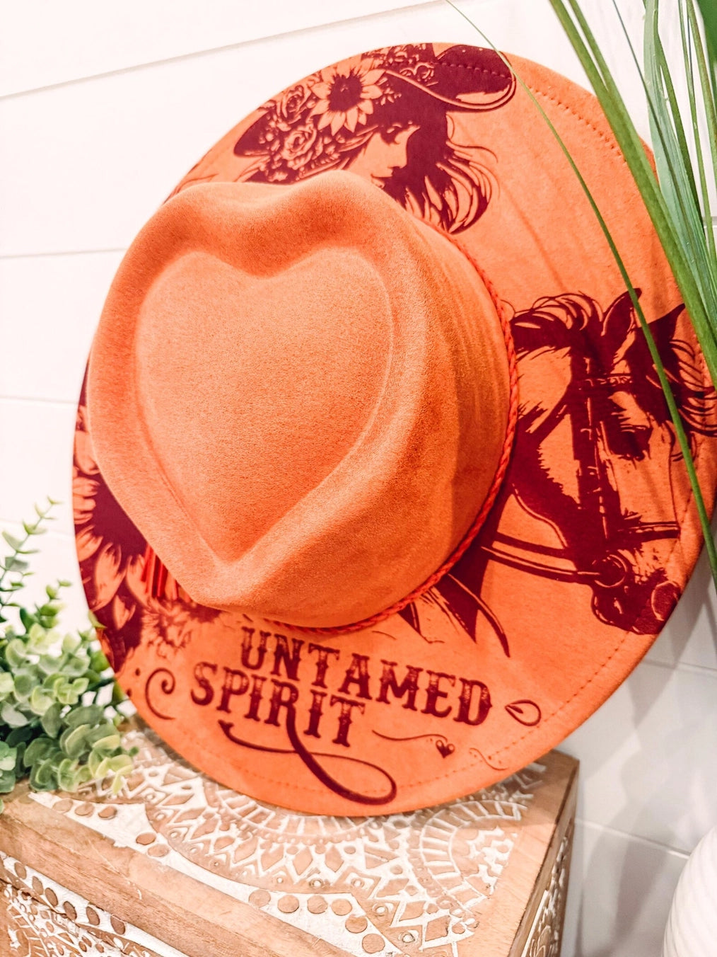 NEW - Untamed Spirit Heart Shaped Crown Engraved Cowgirl Hat