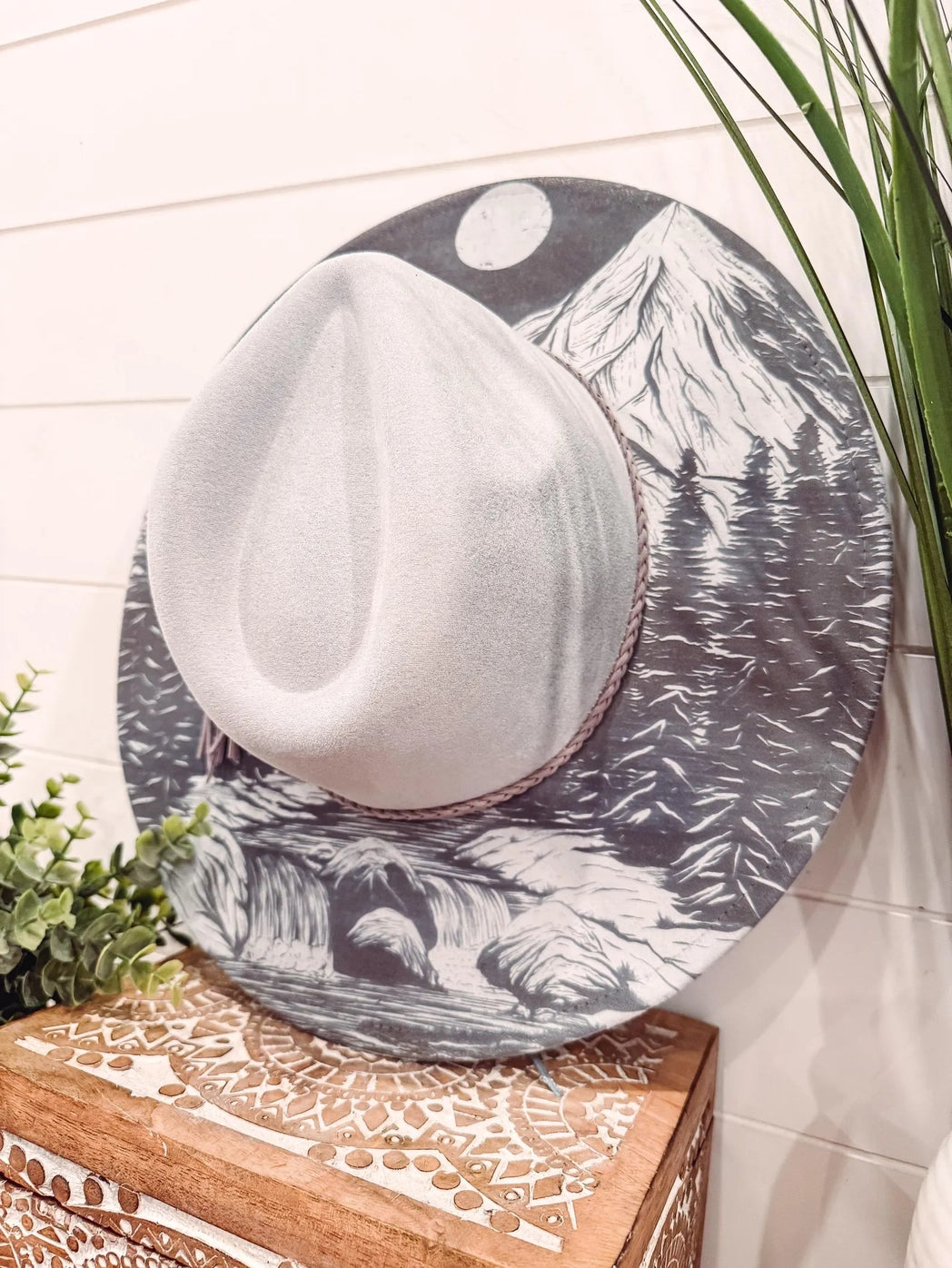 NEW - Mountain Terrain Engraved Cowgirl Hat