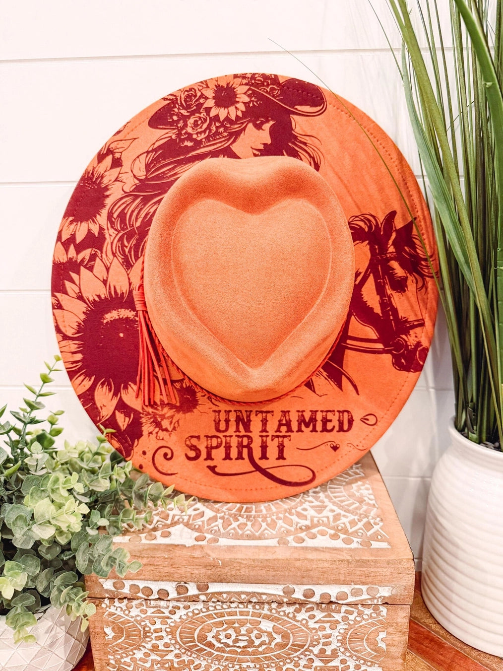 NEW - Untamed Spirit Heart Shaped Crown Engraved Cowgirl Hat